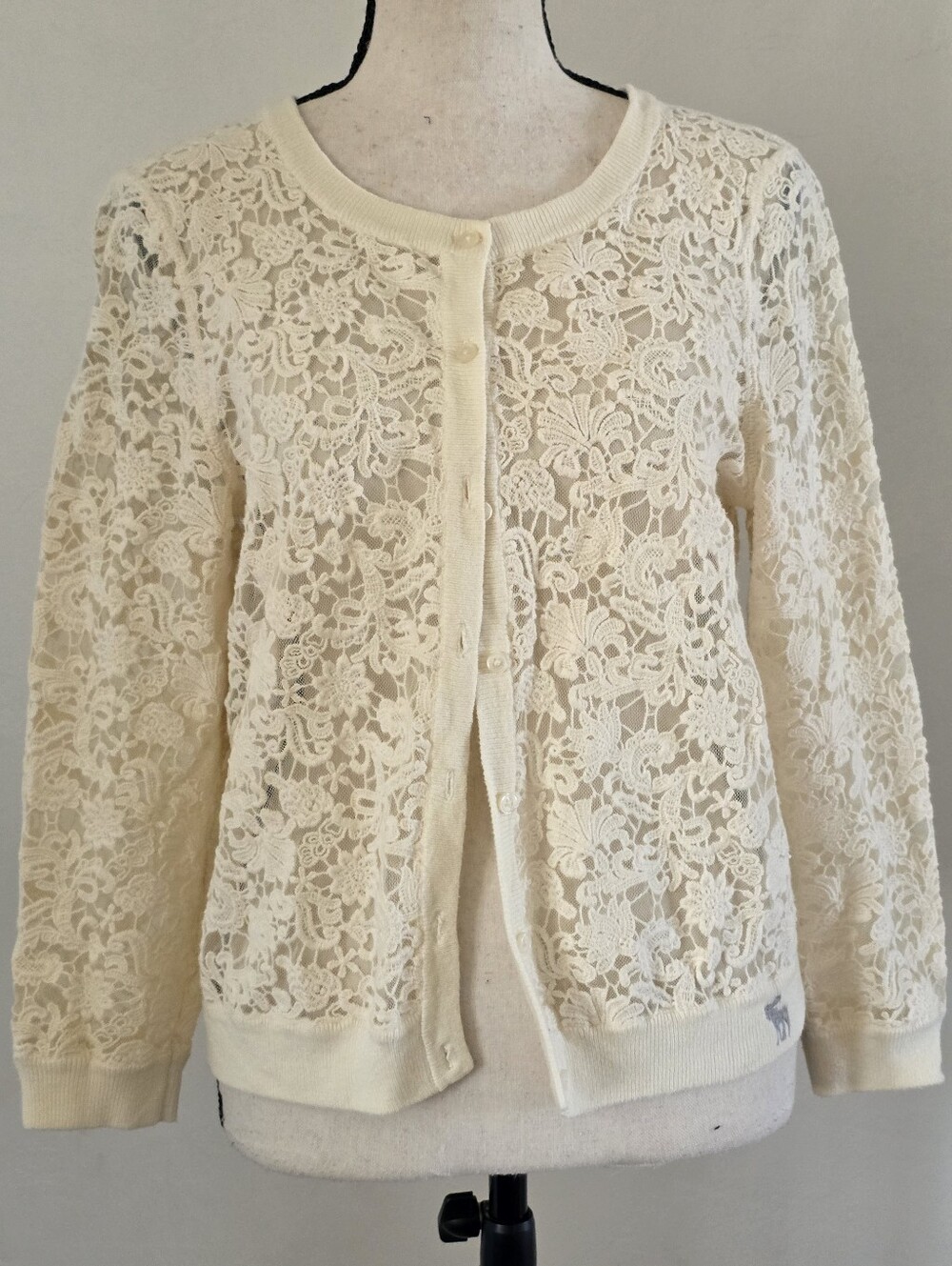 VTG Y2K Abercrombie & Fitch Cream Lace Front Cardigan Large